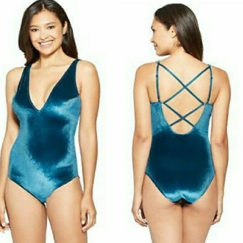 Women’s Gilligan & O’Malley Intimates Velvet Deep V-Neck Strappy Bodysuit Medium - Picture 1 of 16